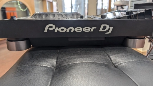 Pioneer DJ CDJ-3000 2